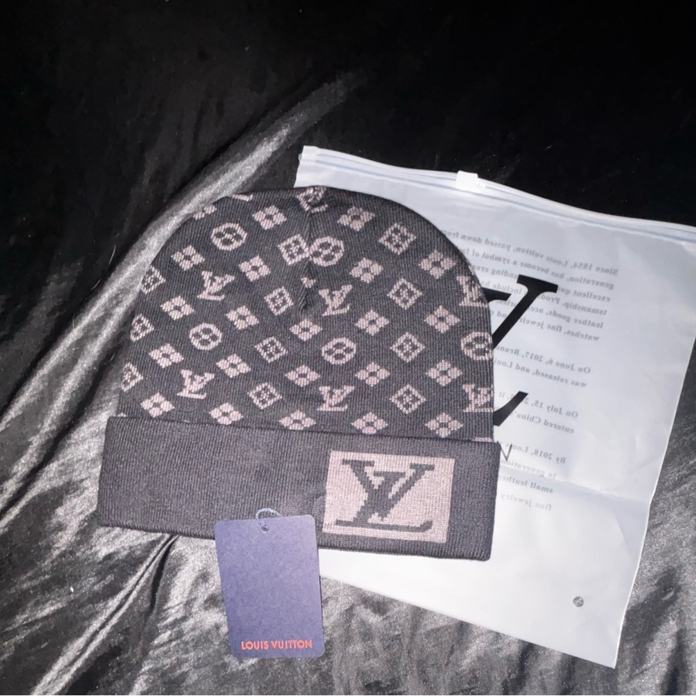 LV Black and Gray Beanie